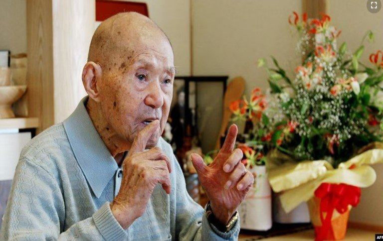 Rekord i 100-vjeçarëve në Japoni