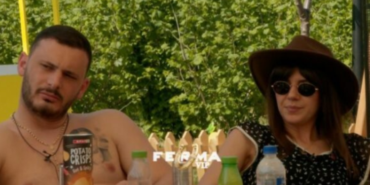 Ditea tregon me emër fermeren që s’e duron dot