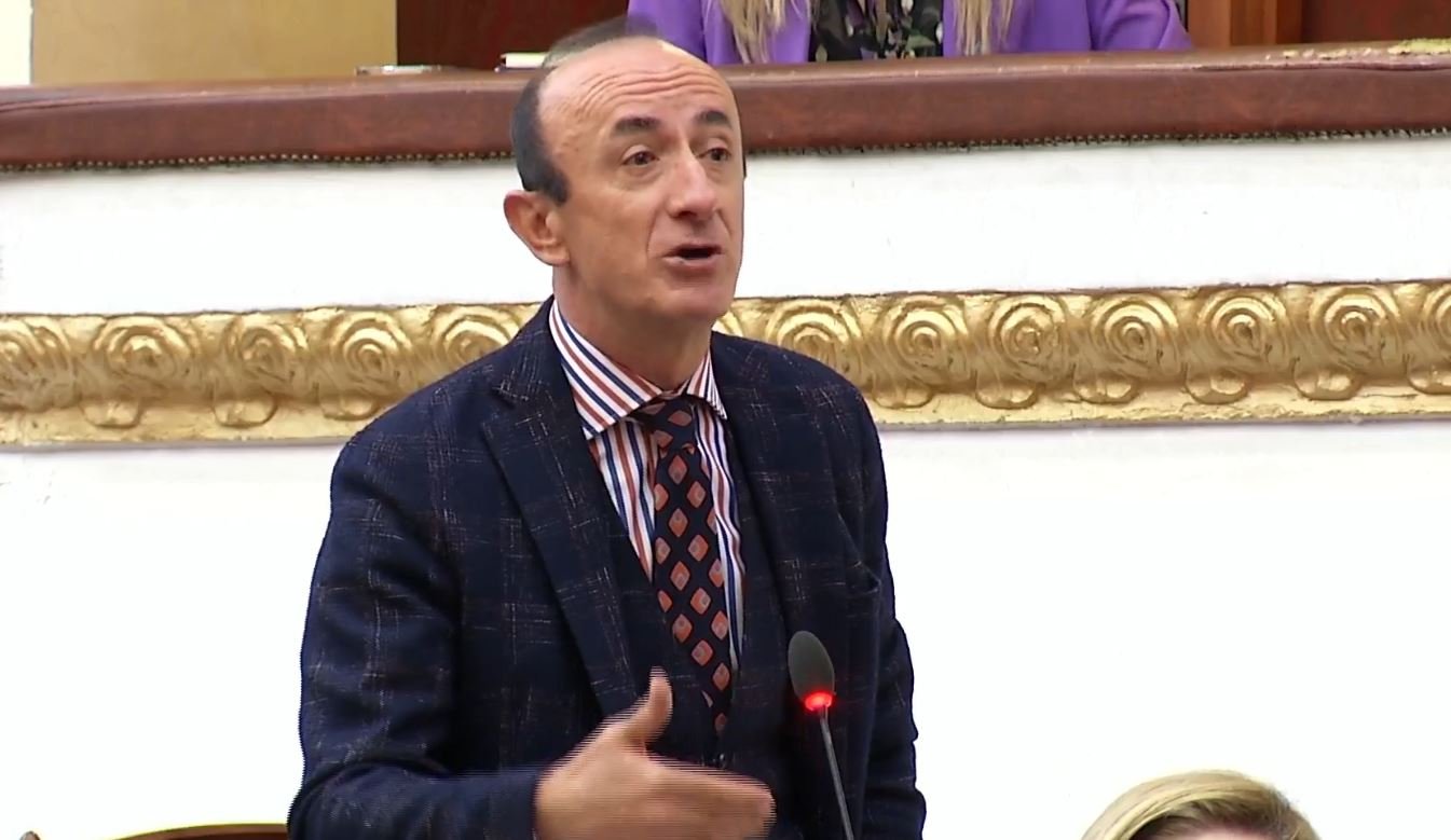 Ish-vartësi i ministres u plagos nga bashkëshorti i saj, Sula: Pse u mbajt e fshehtë? 