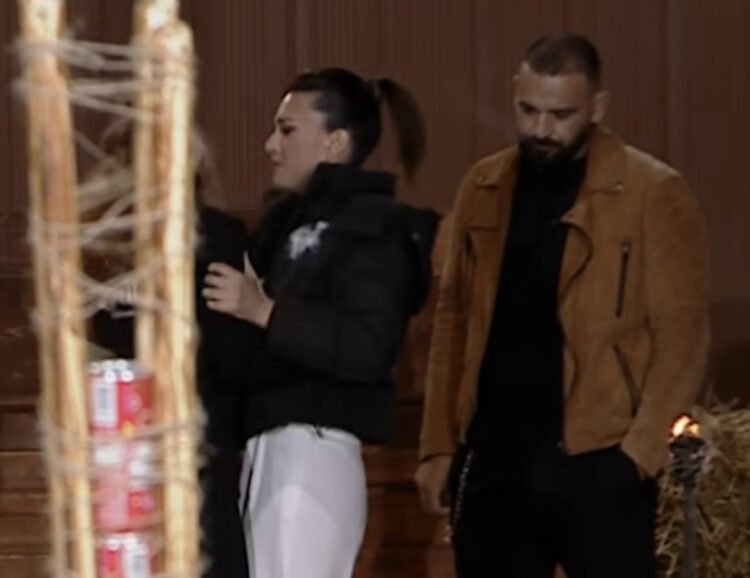 Artemisa Kusi humb sfidën dhe mes lotësh largohet nga Ferma VIP