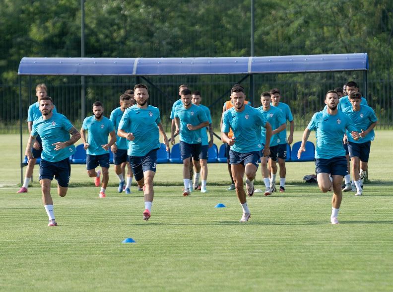 Tirana “harron” problemet me ligjin