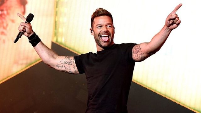 Në një romancë të re? Ricky Martin reagon pas lajmeve të fundit