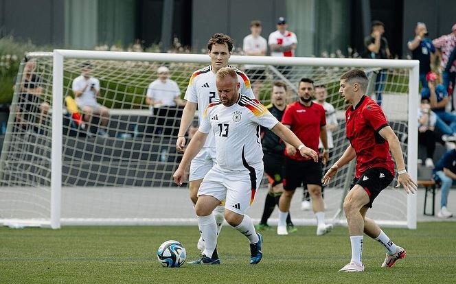 Kosova e Dusseldorfit gati për garat në Landesliga, përballet me SC Kapellen-Erft