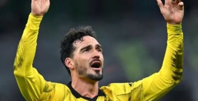 Dështon transferimi i Hummels te Real Sociedad!