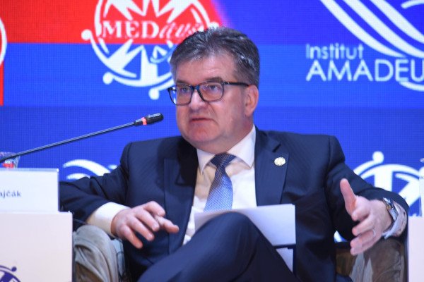 Lajçak flet për sulmin terrorist në Ibër-Lepenc, ka këtë paralajmërim!