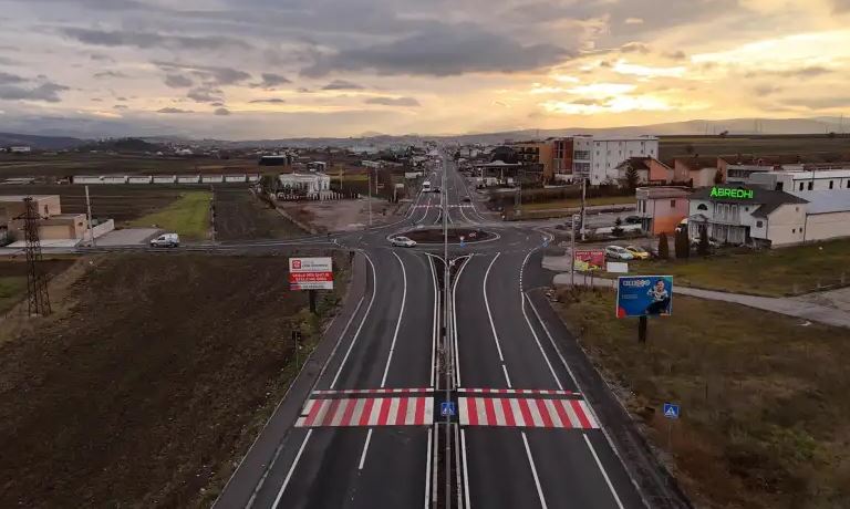 Durmishi i reagon Abdixhikut: Jo 2, por i shtruam mbi 450 km rrugë