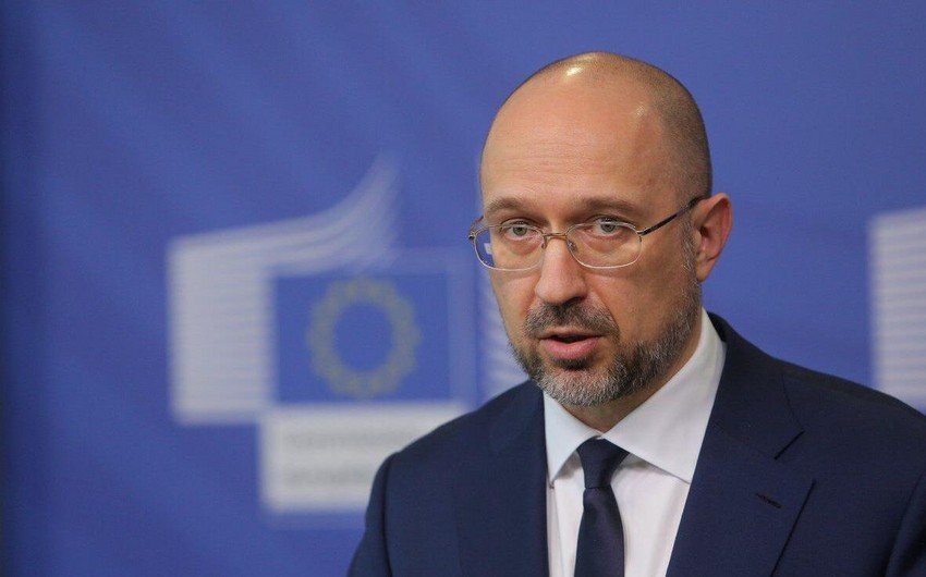 Shmyhal: Ukraina do të ndalojë tranzitin e gazit rus në ditën e parë të vitit 2025