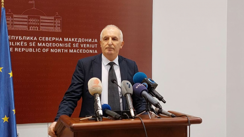 Neziri: Mbledhja e mbrëmshme në Kumanovë nuk ishte legjitime, kanë qenë më pak se 40 kuvendarë