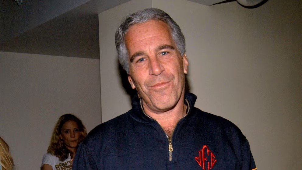 Si milioneri Jaffrey Epstein shfrytëzoi lidhjet e tij të fuqishme për të fshehur abuzimet seksuale me vajzat e mitura