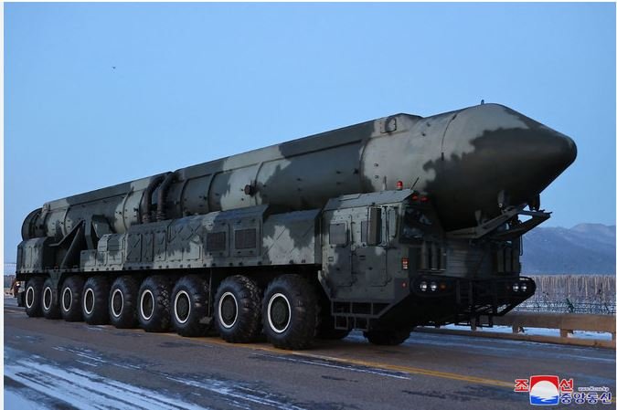 Britania e Madhe dënon atë që e quan përdorim të raketave të Koresë së Veriut nga Rusia kundër Ukrainës