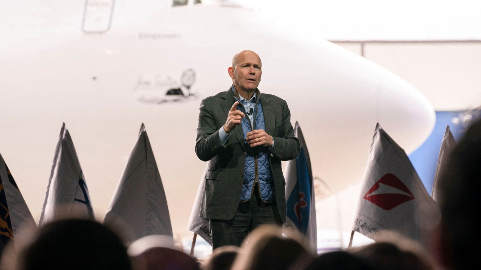 Shefi i Boeingut pranon mungesën e kontrollit të cilësisë, pas shpërthimit të derës së Alaska Airlines