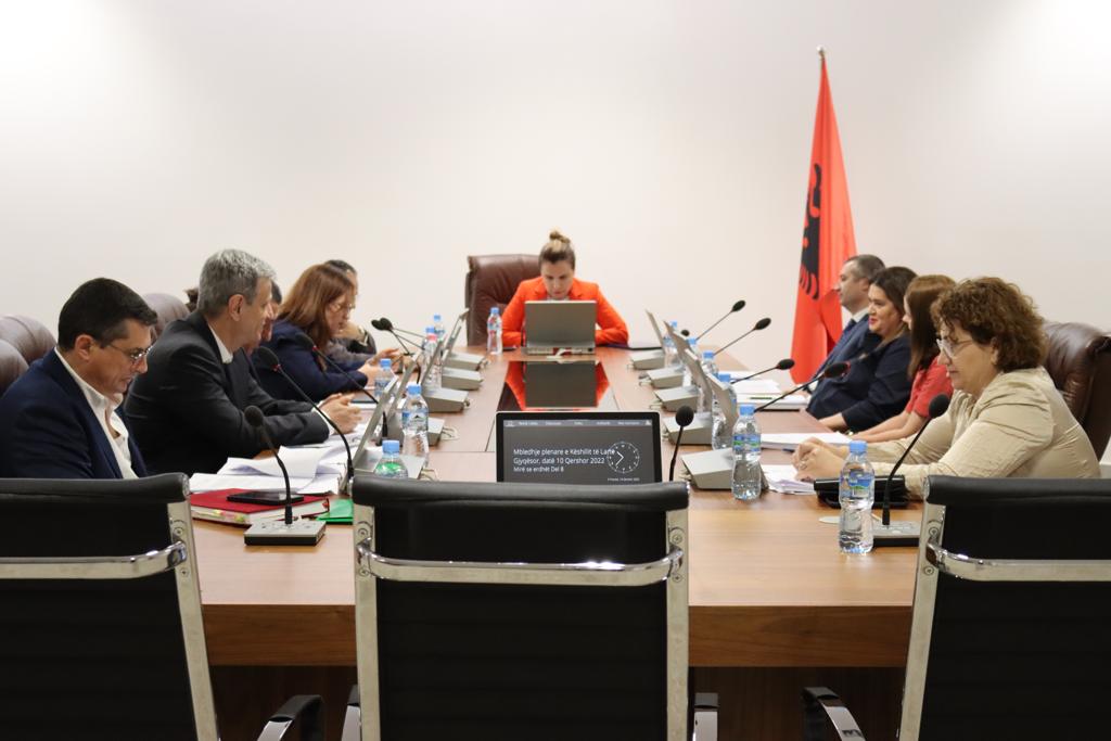BIRN: KLGJ rrëzon propozimin që devijonte promovimin në Gjykatat Administrative