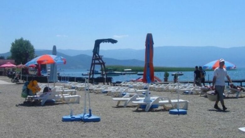 Nuk ka interesim për shpëtimtarë në plazhet e Strugës
