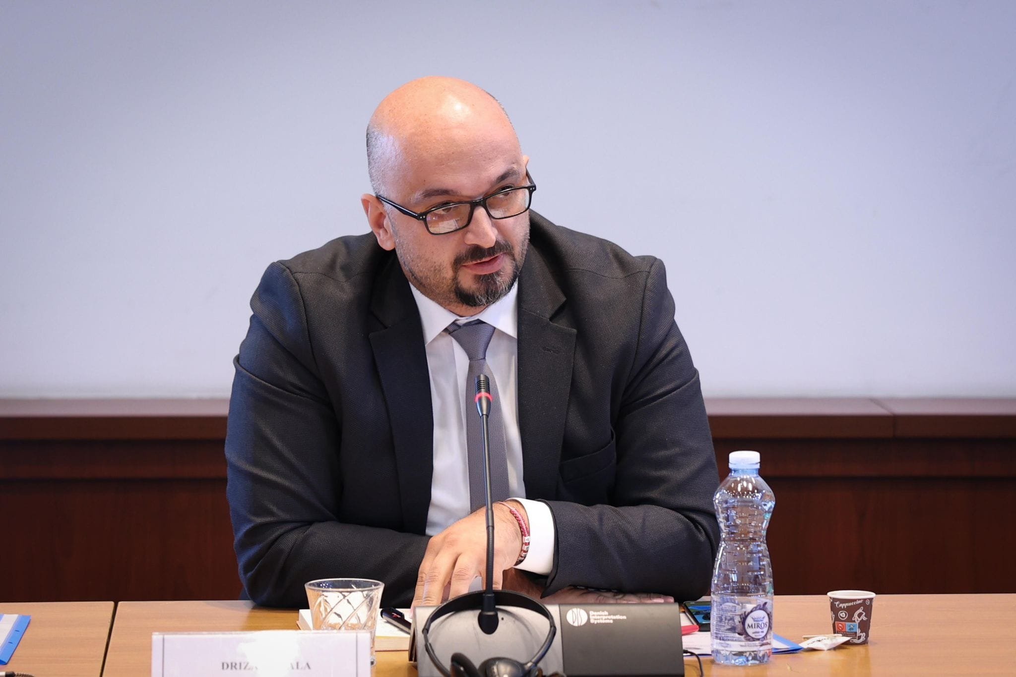 “Jemi në rrezik”/ Polonia po përgatitet për luftë, eksperti i sigurisë thotë se Kosova duhet të ndërmarrë këta hapa