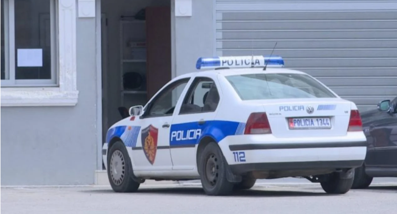 Kërcënoi dhe goditi me grusht mjekun, bie në pranga 32-vjeçari në Kukës, ja akuzat që rëndojnë mbi të