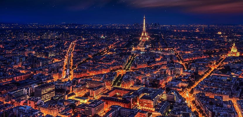 E dinit?! Ja pse Parisi njihet si “Qyteti i Dritës”