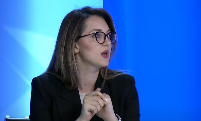 Deputetja e VV-së: Bashkësia ndërkombëtare po dëshiron ta shantazhojë Kosovën