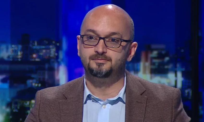 “Mali i Zi në rrezik”, eksperti: Çfarë mund të ndodhë nëse votojnë “Srebrenicën”