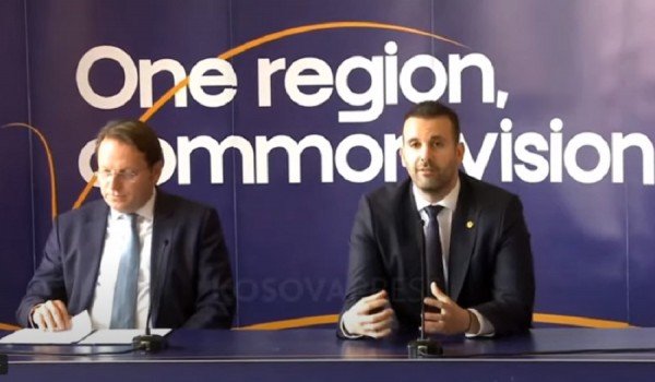 ​Varhelyi-Spajiq flasin për planin e rritjes në Samitin e liderëve të Ballkanit Perëndimor dhe BE-së