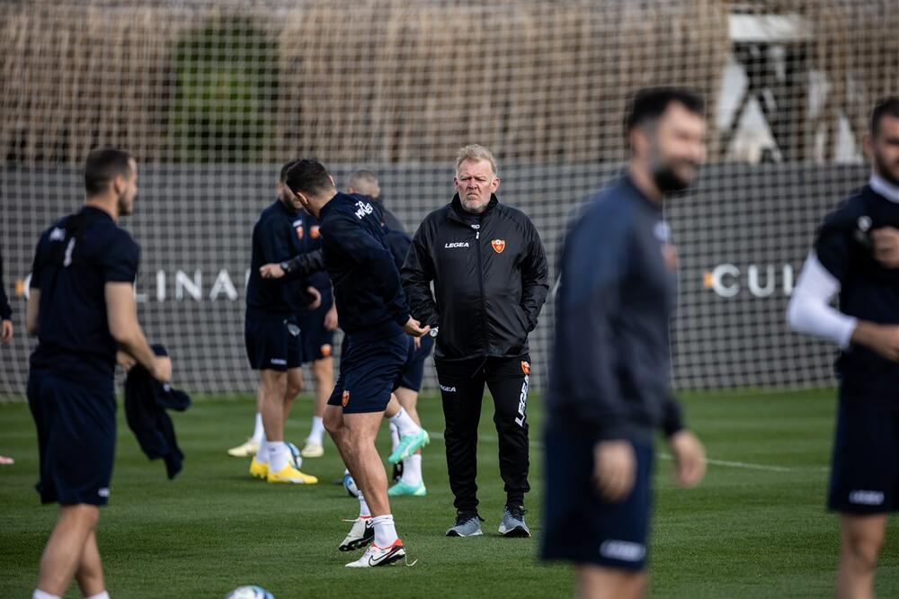 Robert Prosineçki fton edhe lojtarin e kampionit të Kosovës
