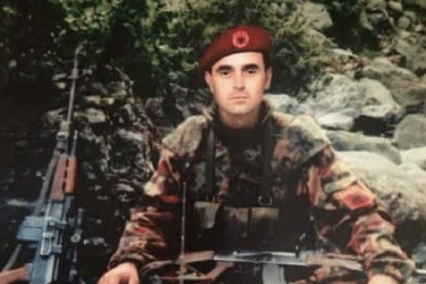 “Nëse ndodh diçka, ta dish që keni përgjegjësi” – Ismet Avdullahu rrëfen për ditët e fundit të Zahir Pajazitit, përmend Ali Ahmetin e Nait Hasanin!