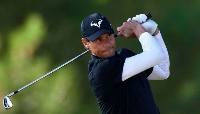 Rafael Nadal nis aventurën në sportin e ri