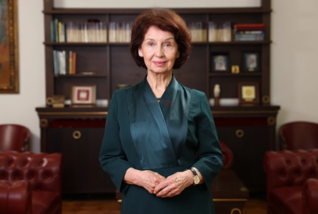 Siljanovska: Nuk do t’i zgjidhim problemet që kanë të bëjnë me vetot nga fqinjëve tanë