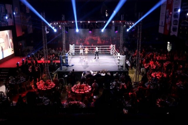 Sportistët kuqezi triumfojnë me nokaut