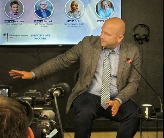 Sarrazin kritikon diplomacinë e Kosovës