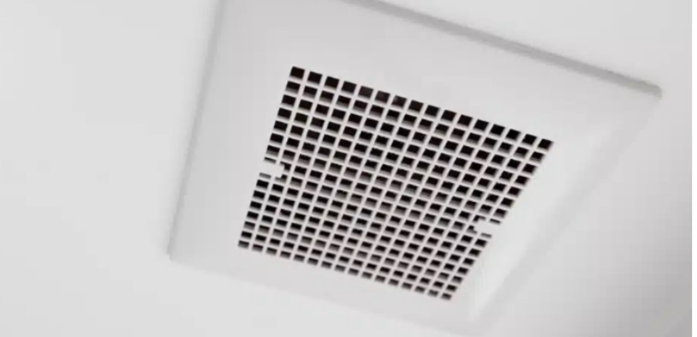 Zhurma e çuditshme e ventilatorit në banjë, ky mund të jetë problemi