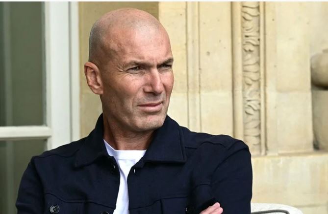 Zidane i ofroi një lojtar dhe ai nuk pranoi ta blinte
