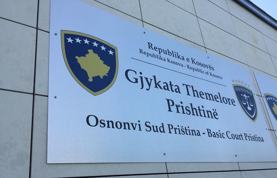 Mungojnë Konjufca, Lekaj, Kadrijaj, Baftiu e Dërguti, dështon gjykimi për hedhjen e gazit lotsjellës më 2015 në Kuvend