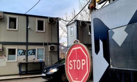 Bllokimi i pikave kufitare nga serbët - vjen parashikimi i keq për Serbinë: Do të ndodhin trazira!