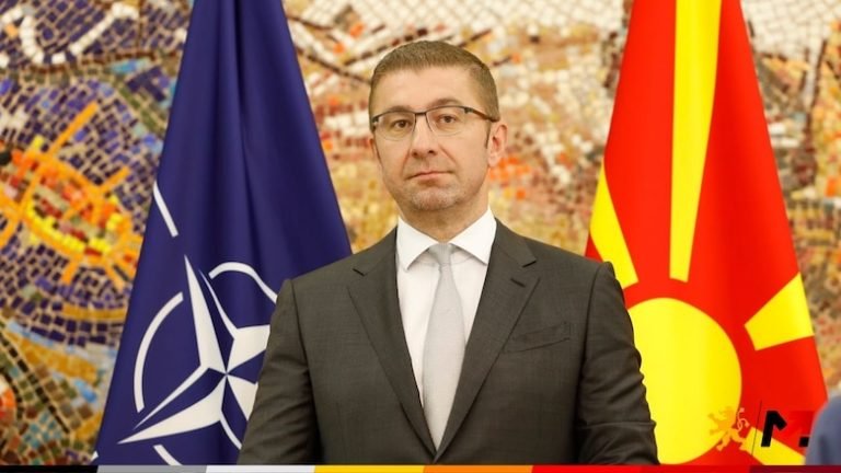 Mickoski: Në Bruksel do të përcjell zhgënjimin e qytetarëve tanë për rrugën e vendit drejt BE-së