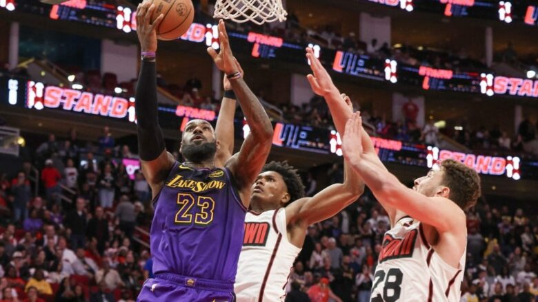 Lakers merr fitore të madhe ndaj Rockets, vazhdon ngjitjen në tabelë