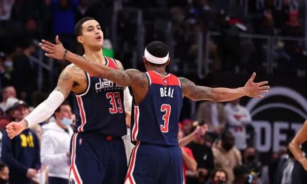 Oklahoma lider në NBA