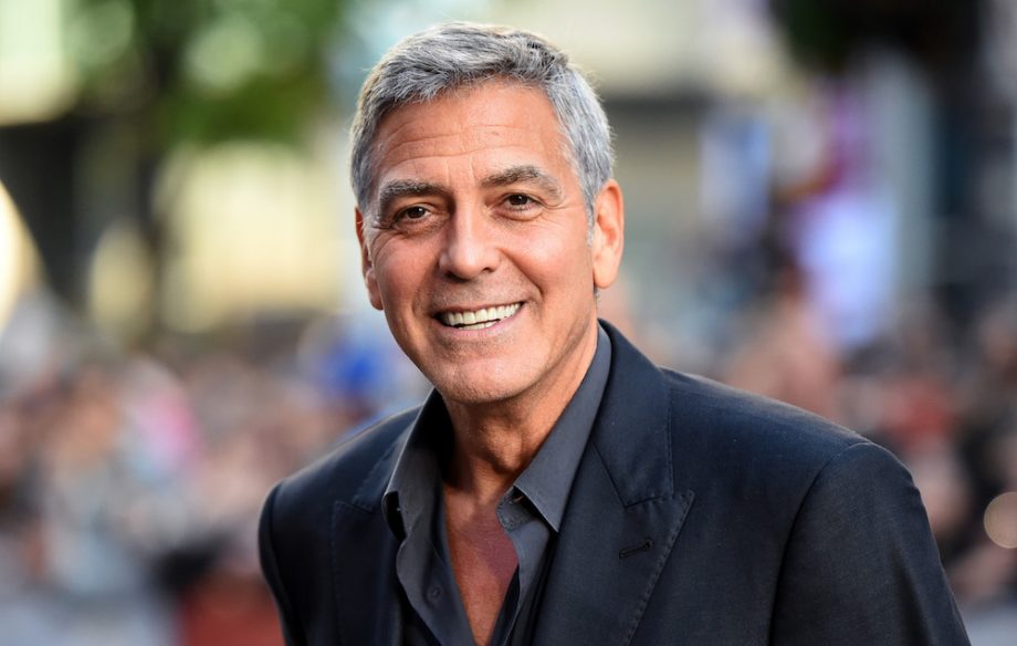 George Clooney shfaqet pas aksidentit