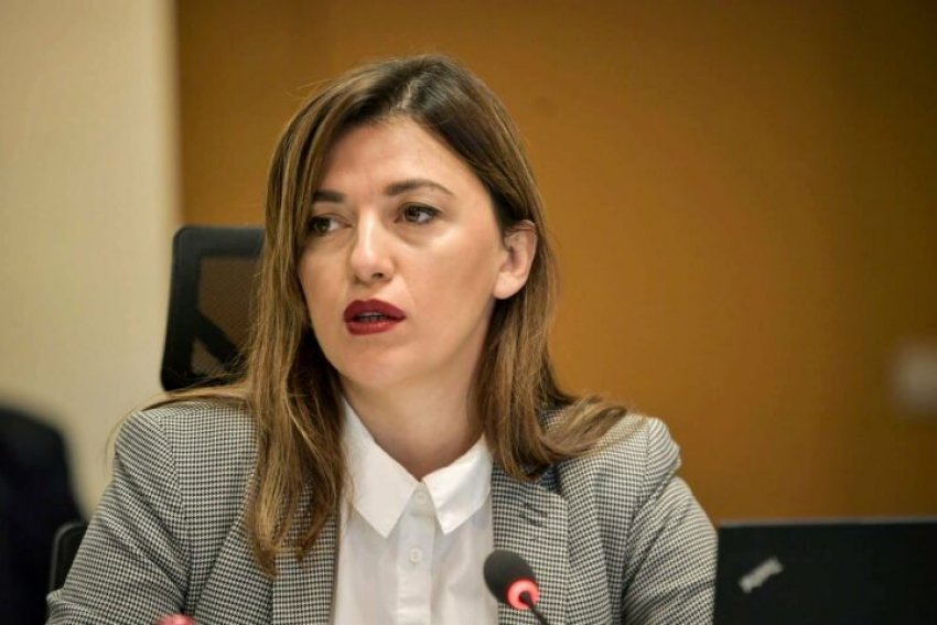Çka po “zihet”? – Haxhiu në takim me ish-ministrin e LDK-së