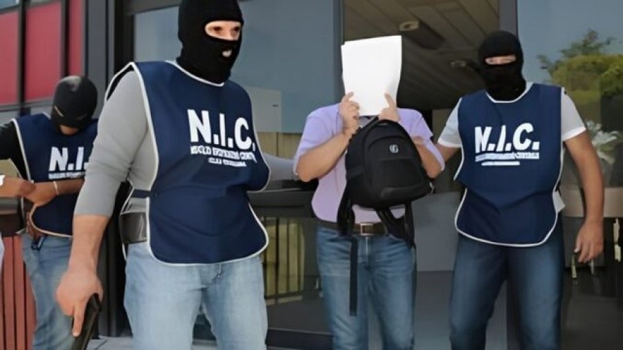 Fshihej në Britani/ Akuzohet si ‘koka’ e trafikut të kokainës mes Shqipërisë dhe Italisë, arrestohet shtetasi shqiptar