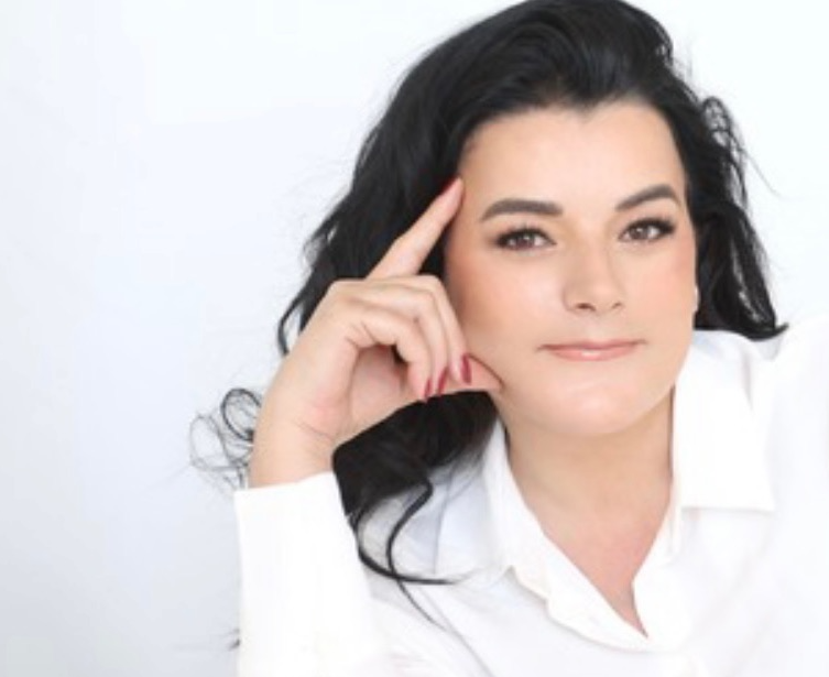 Vasfije Krasniqi-Goodman: Dhimbja ime është pjesë e historisë sonë, ajo duhet të dëgjohet
