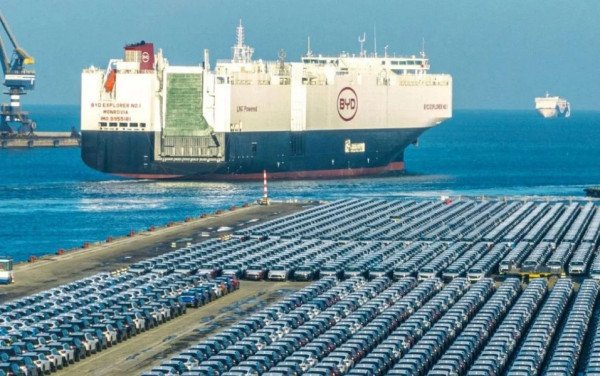 ​Kina ndërpret eksportin e mineraleve thelbësore për industrinë e makinave