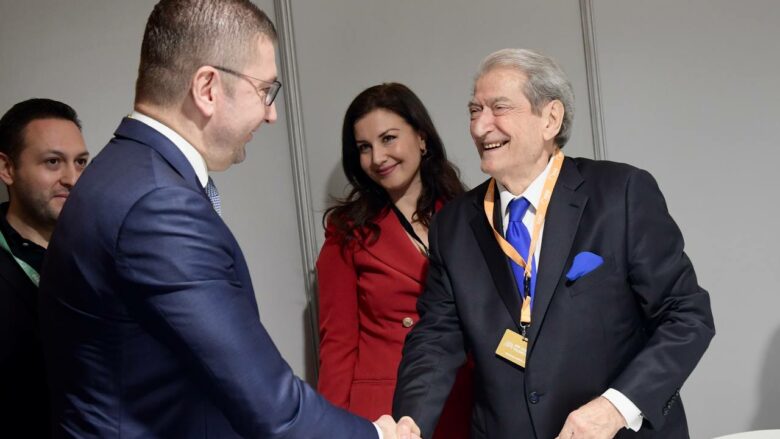Mickoski-Berisha: Nevojitet forcimi i vlerave evropiane dhe stabilitetit në rajon