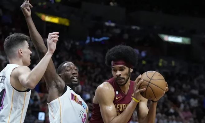 Golden State triumfon ndaj Houston