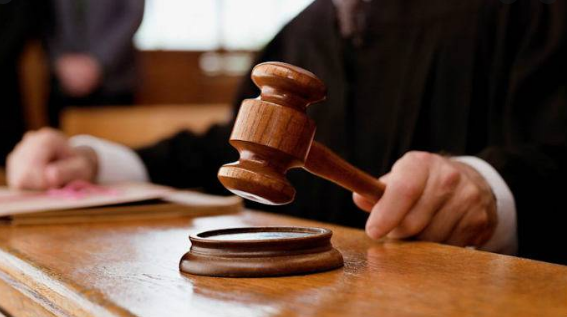 Aktakuzë ndaj zyrtares së komunës së Prizrenit, dyshohet se e la investuesin ta ndryshojë projektin për të cilin i ishte dhënë leja ndërtimore