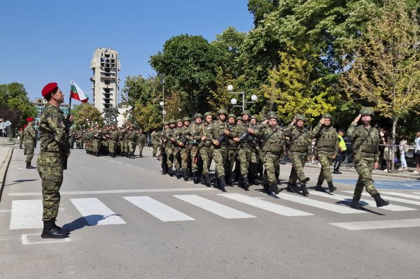 Bullgaria i nis 97 ushtarë në Kosovë, i bashkohen misionit të KFOR-it