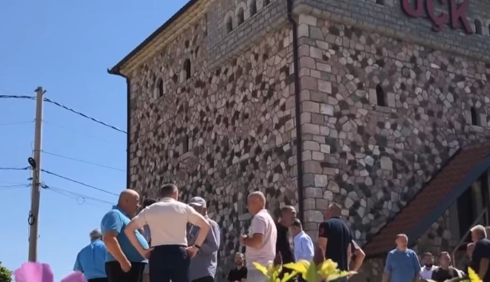 Homazhe në Hereç e Gllogjan për heronjtë Aliaj, Rexhepaj, Zenunaj e Sejfiaj