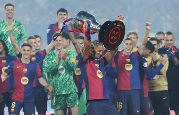 50 milionë euro nga Newcastle dhe Tottenham
