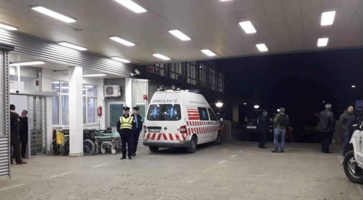 Pas dy javësh në trajtim, ndërron jetë i riu 19-vjeçar i aksidentuar në Brekoc
