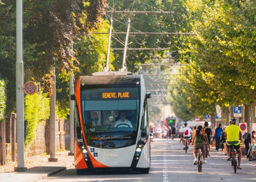 Gjeneva e bën falas transportin publik