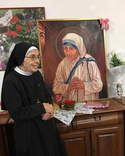 Motra Smila Micakaj - Nënë Tereza e dytë e Kosovës